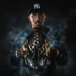 Airoh Aviator 3 - TC222 The Legend 20 Airoh Aviator 3 - TC222 The Legend -UFO Shop aviator 3 legend 14 jpg