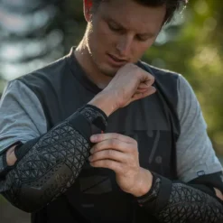 100% Surpass Grey Heather Black Elbow Guard -UFO Shop dtp 0302 jpg