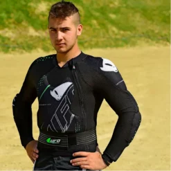 UFO Ultralight 2.0 Full Body Armour -UFO Shop ufo ultralight 2.0 full body armour action photo jpg
